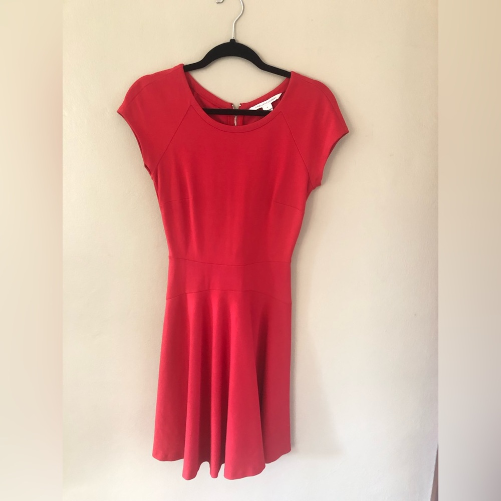 DIANE von FURSTENBERG crew neck dress